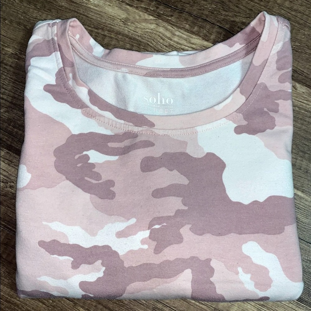 New York & Company Sweater